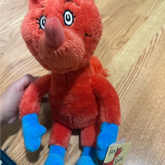 Dr. Seuss Fox in Socks Plush Toy - Picture 1 of 5